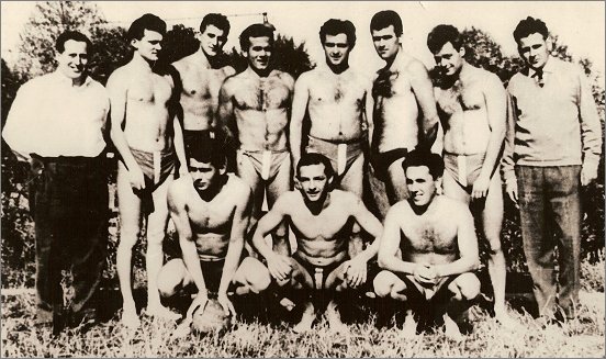 A Szentesi Kinizsi OB II-es csapata 1955-ben
